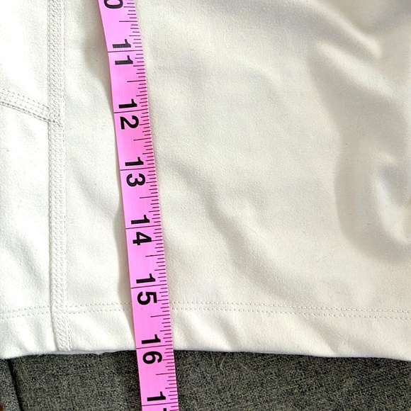 Calvin Klein Performance Shorts - Picture 5 of 8